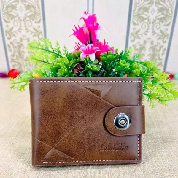 Classic Men's Leather Textured Bifold Wallet – Durable & Stylish